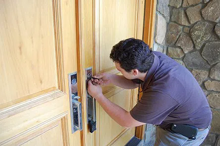All Day Locksmith Service Groveland, MA 978-257-1091 All Day Locksmith Service Groveland, MA 978-257-1091 - Locksmith-01